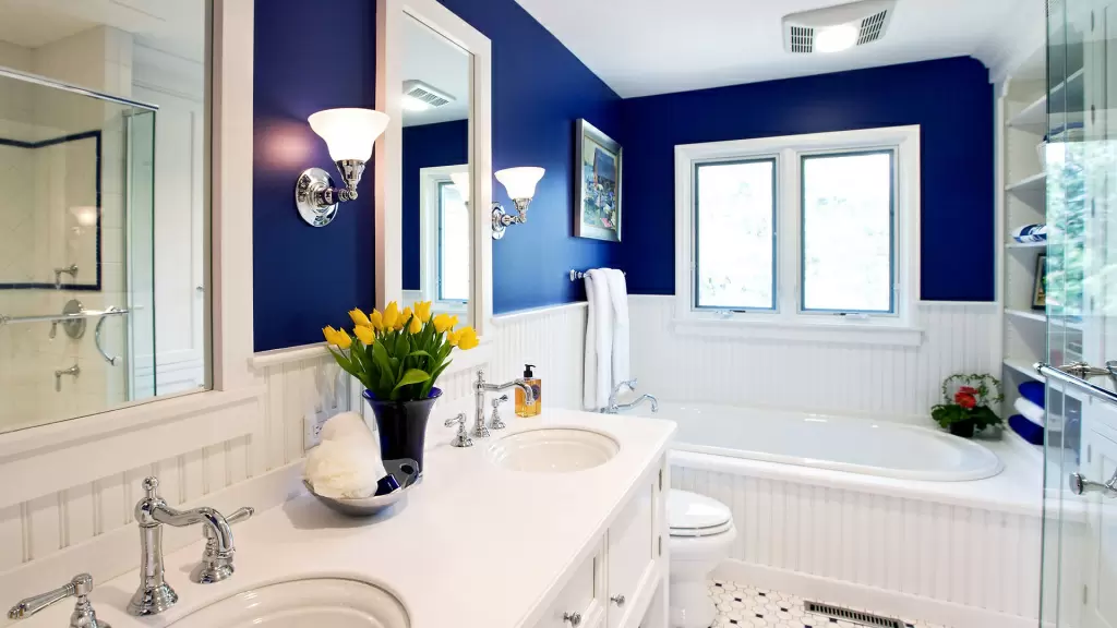 Модный дизайн голубой ванной комнаты: подбираем оттенки, фактуры и материалы